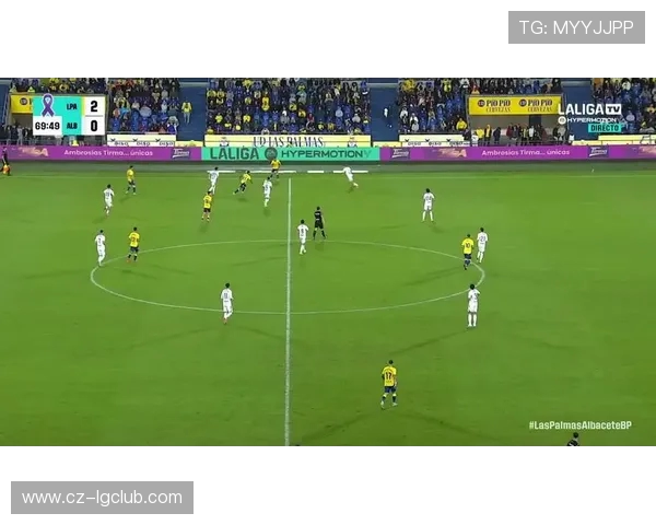 足球世界波组合震撼登场引爆绿茵激情演绎极致进球艺术